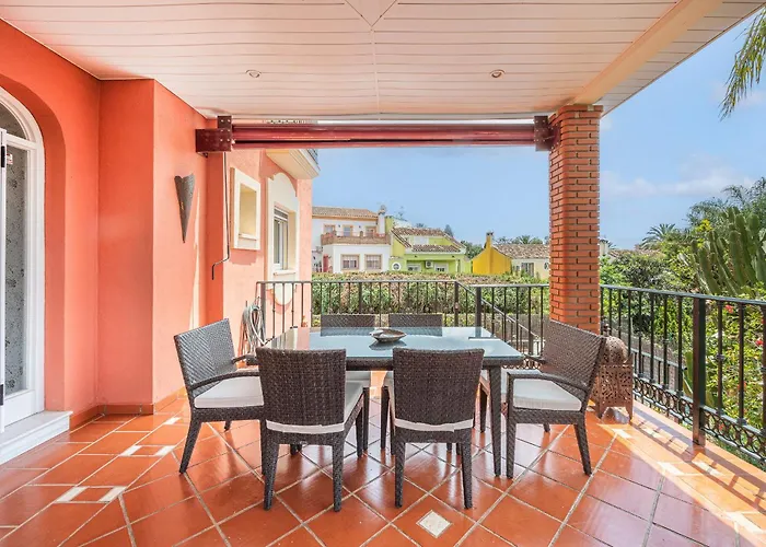 Pareado Relax Villa Marbella